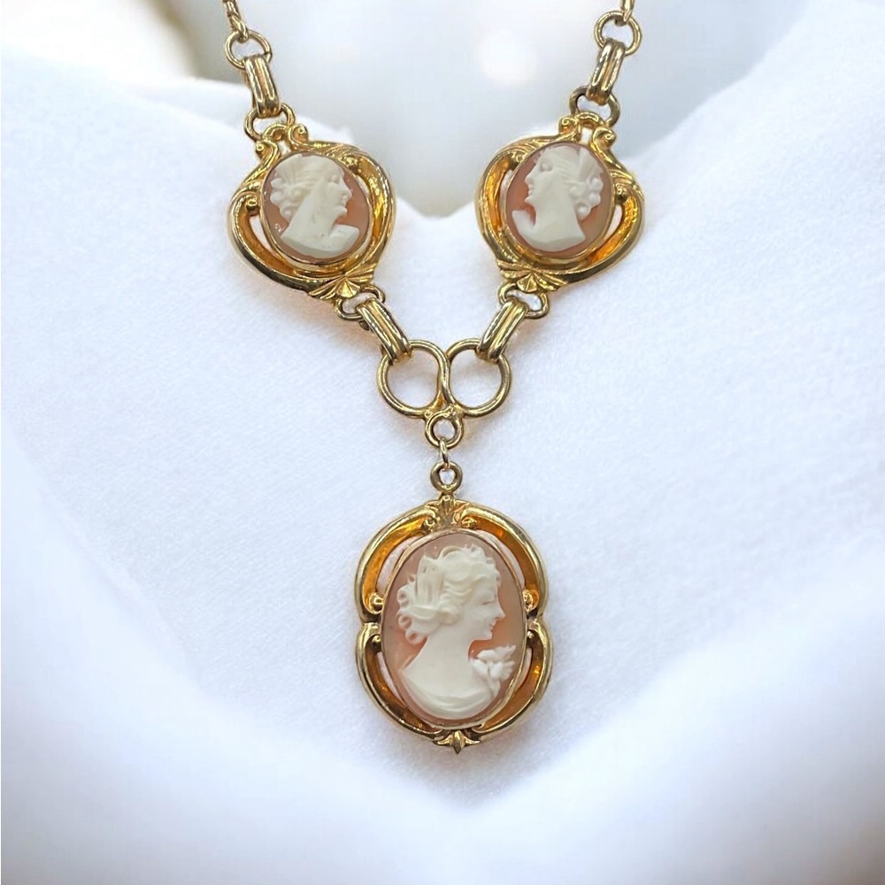 🌺Vintage Gold Filled Cameo Necklace